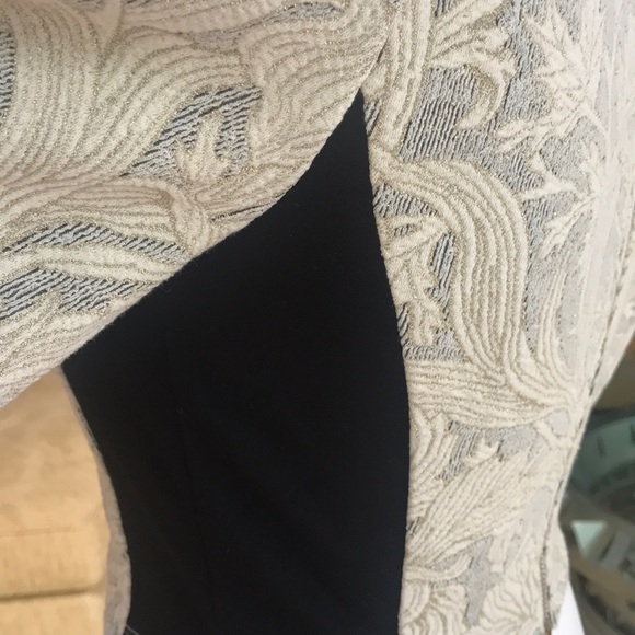 BEBE STUNNING ! Gold & Black Stretch Crop Top S 🌺 - Picture 8 of 13